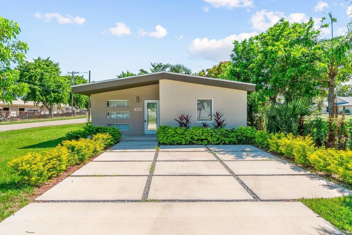 South Florida Real Estate | View 408 SW 4th Street | Listing