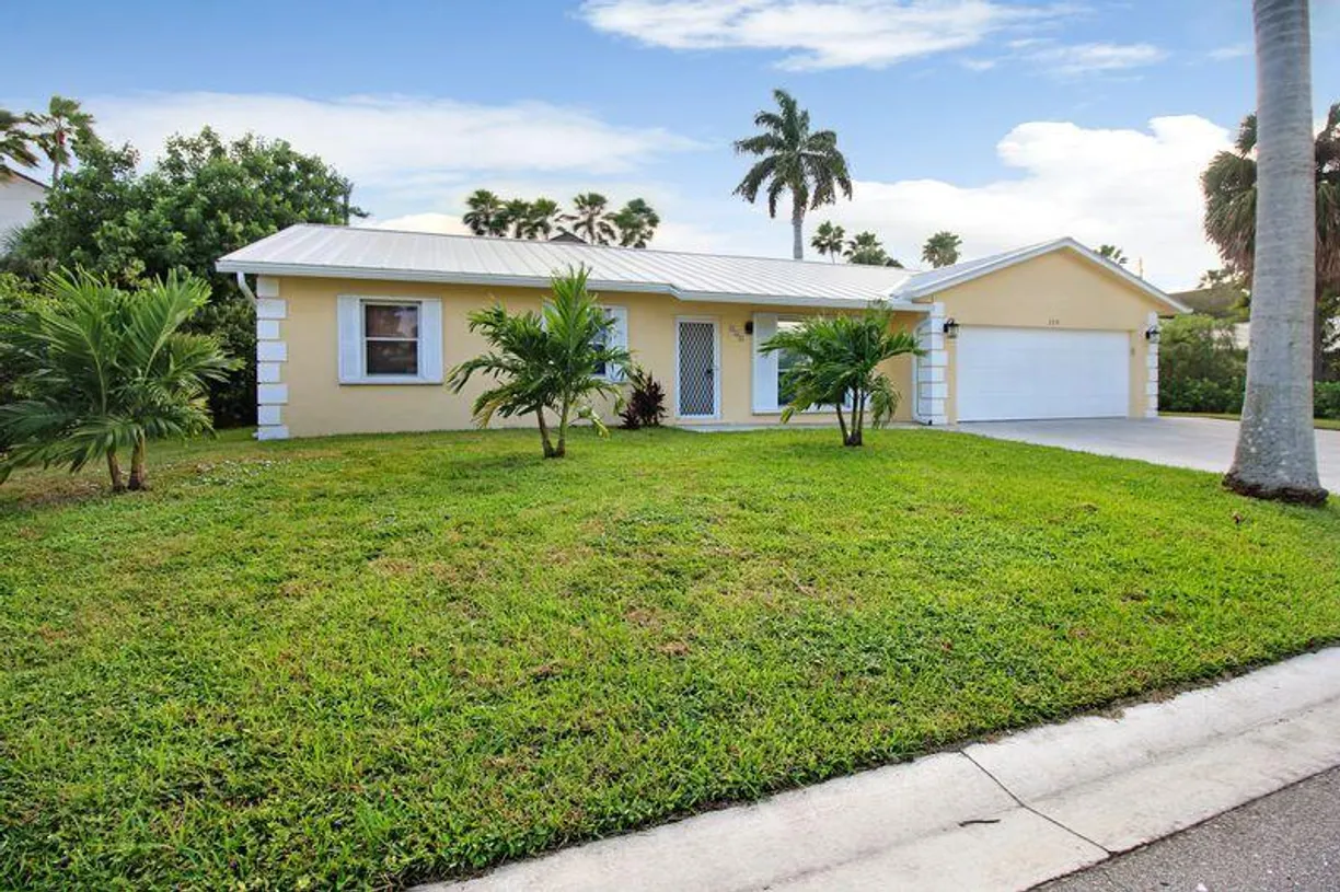 South Florida Real Estate | View 120 Park Lane | Listing