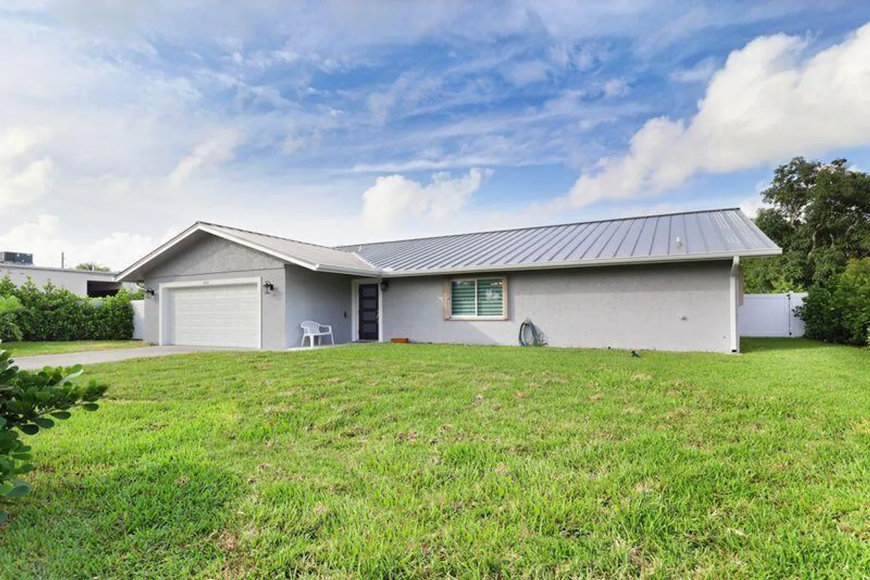 South Florida Real Estate | View 615 NE 15th Place | Listing