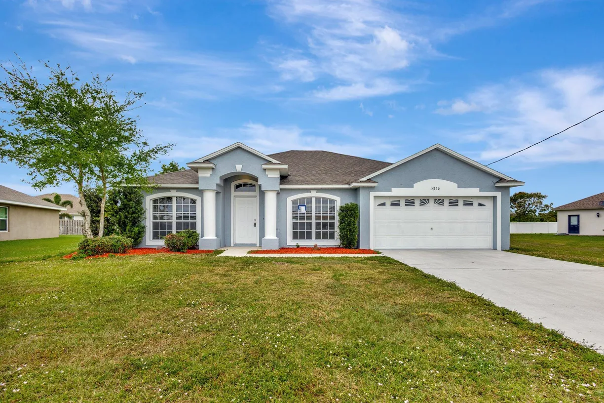 South Florida Real Estate | View 5850 W Dooley Circle | 3 Beds, 2 Baths