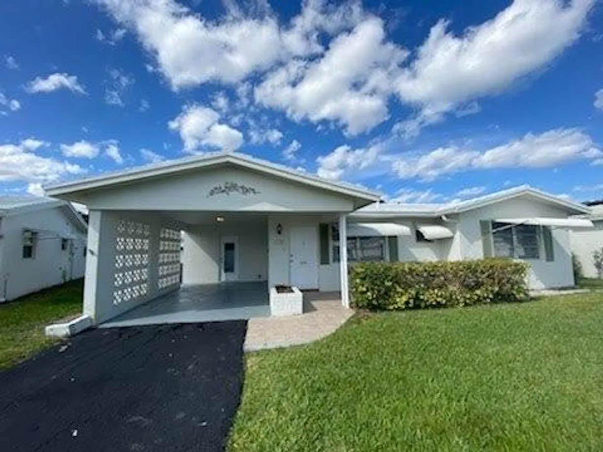 South Florida Real Estate | View 138 Ocean Court | 2 Beds, 2 Baths