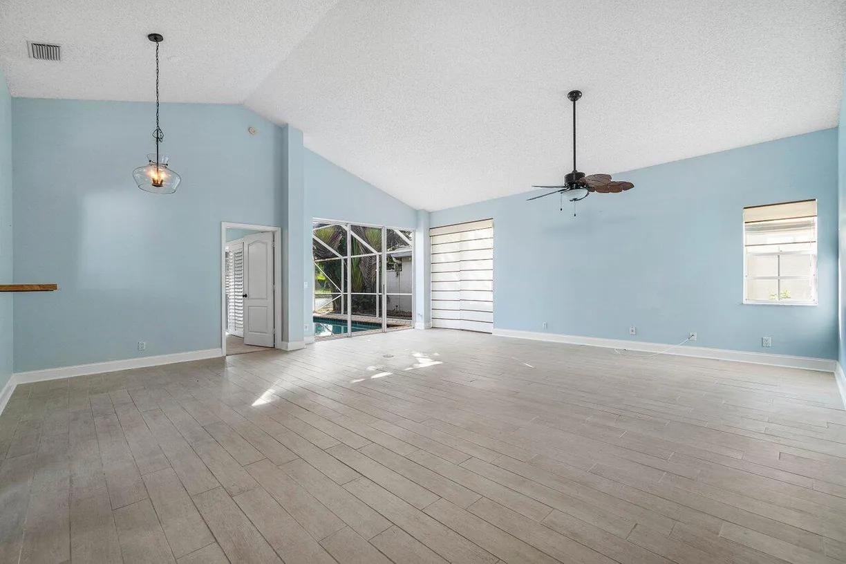 South Florida Real Estate | View 9190 Heathridge Drive | Listing