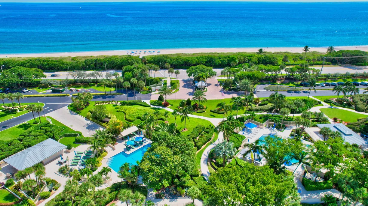 South Florida Real Estate | View 4301 N Ocean Boulevard, 1106 | 2 Beds, 2 Baths