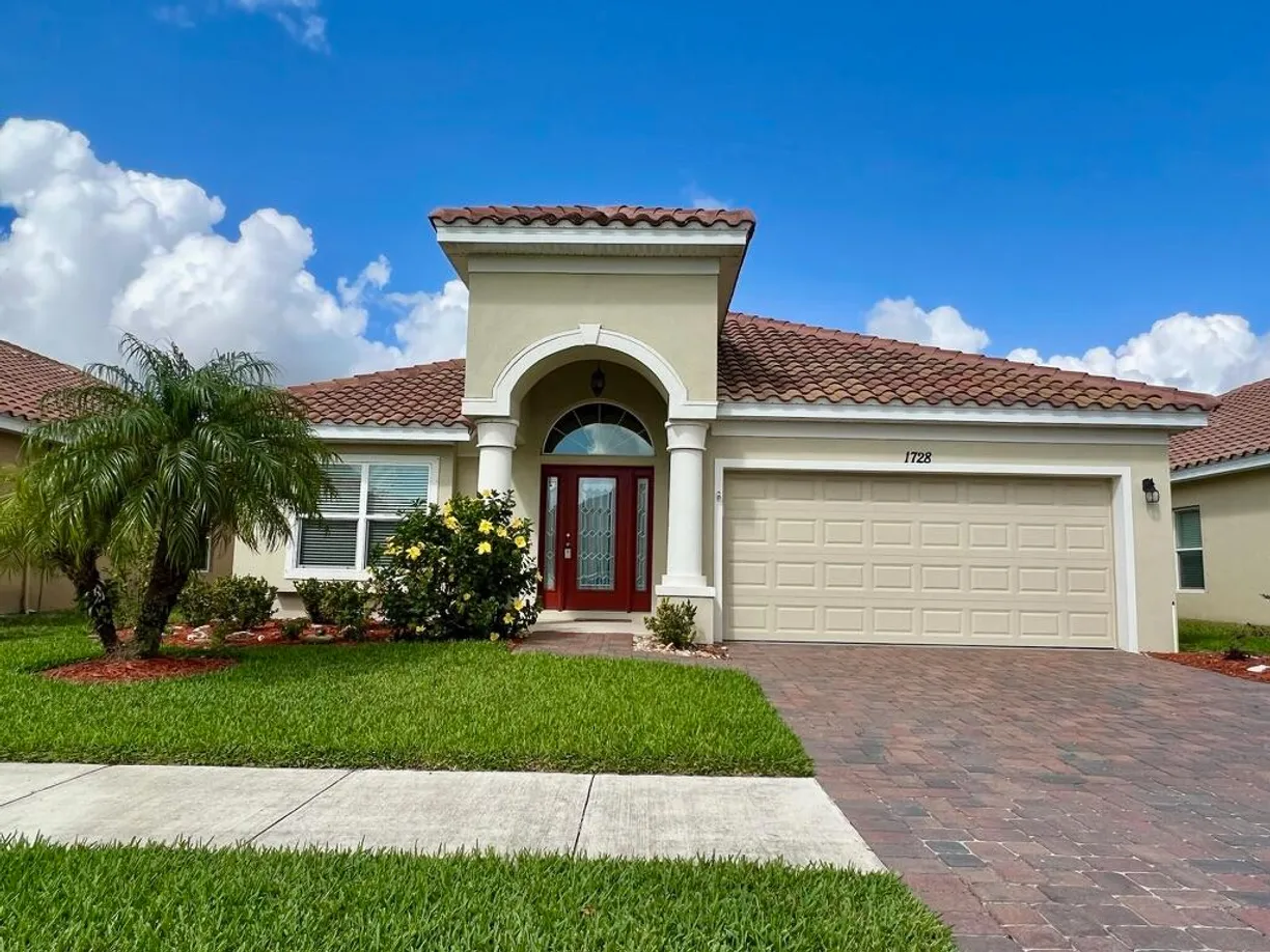 South Florida Real Estate | View 1728 Berkshire Circle | Listing