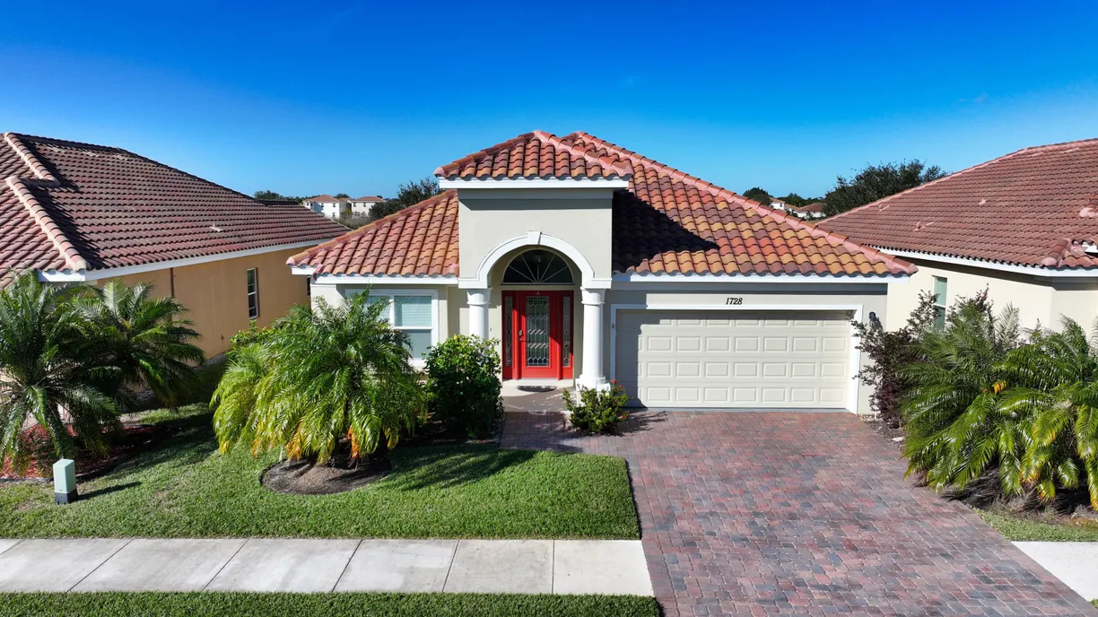 South Florida Real Estate | View 1728 Berkshire Circle | 3 Beds, 2 Baths
