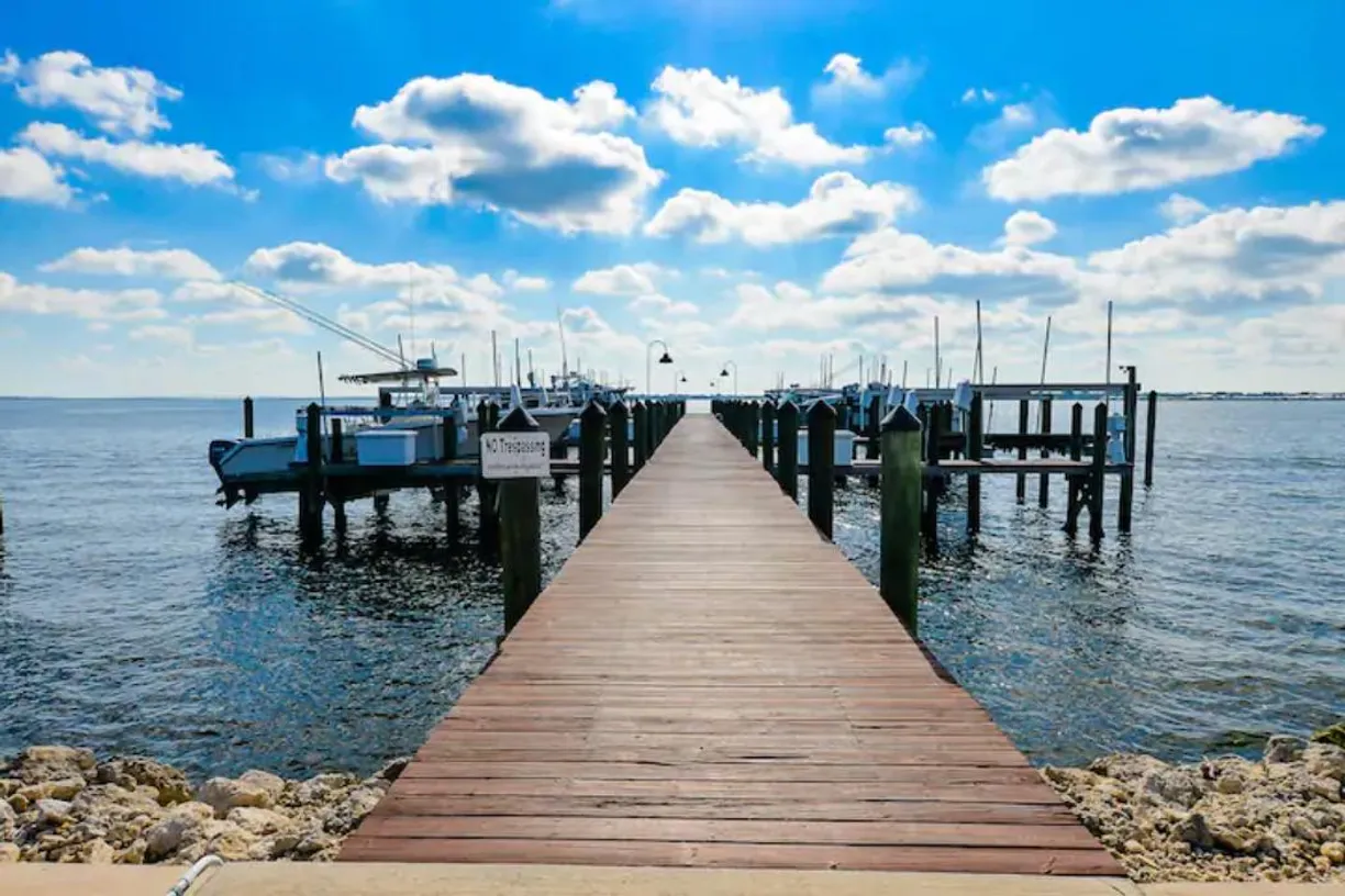 South Florida Real Estate | View 4041 NE Breakwater Drive | Listing