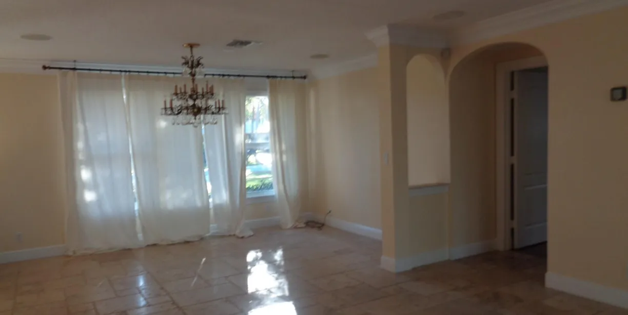 South Florida Real Estate | View 3411 SE Fairway | Listing