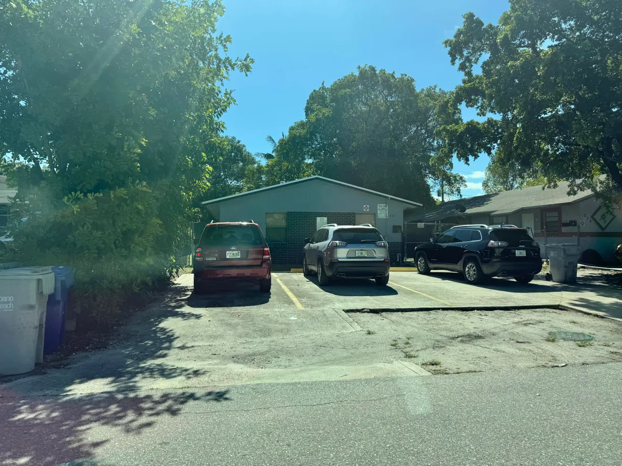 South Florida Real Estate | View 220 NW 12th Court, 1-2