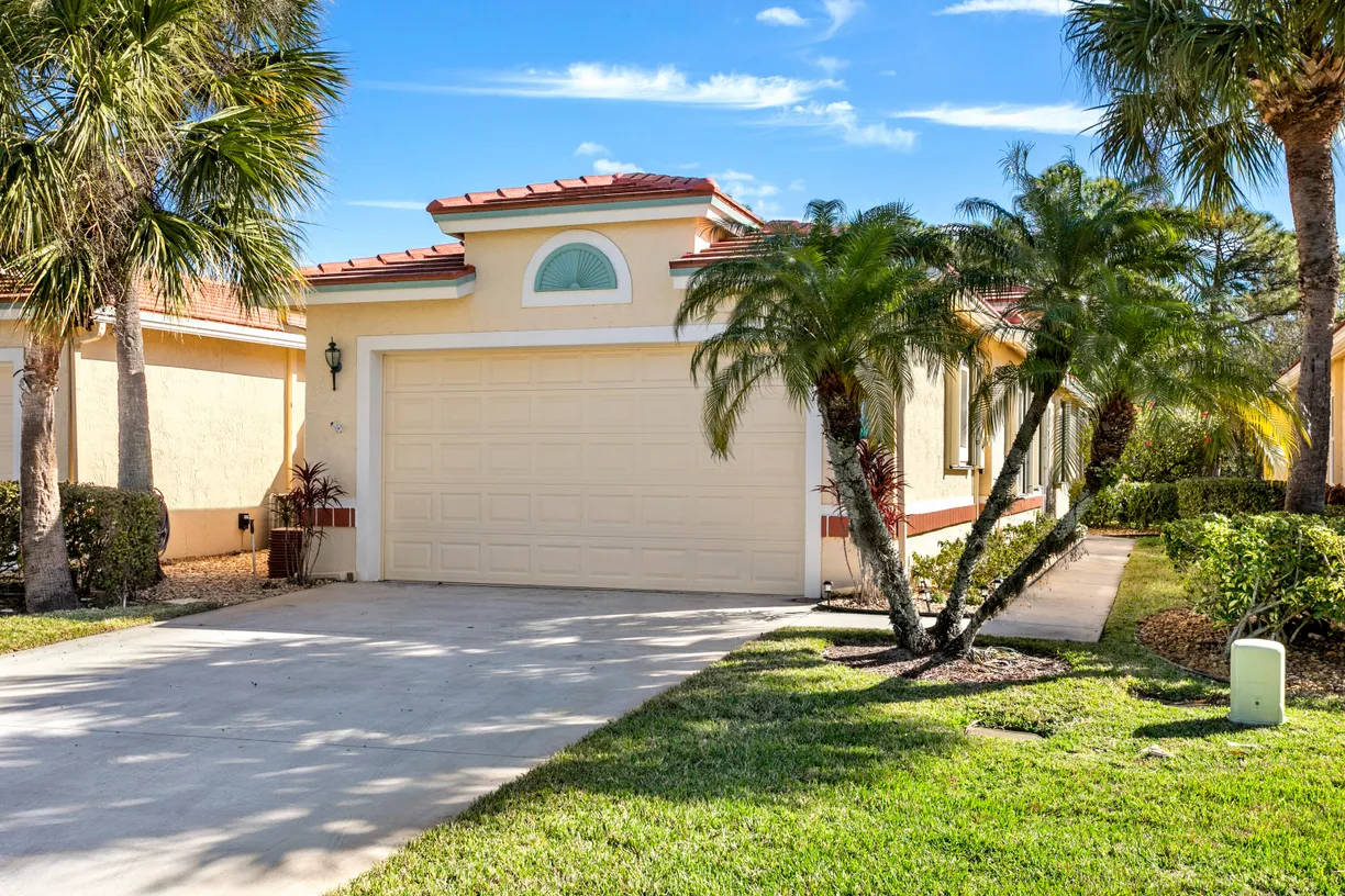 South Florida Real Estate | View 1457 SW Greens Pointe Way | 3 Beds, 2 Baths
