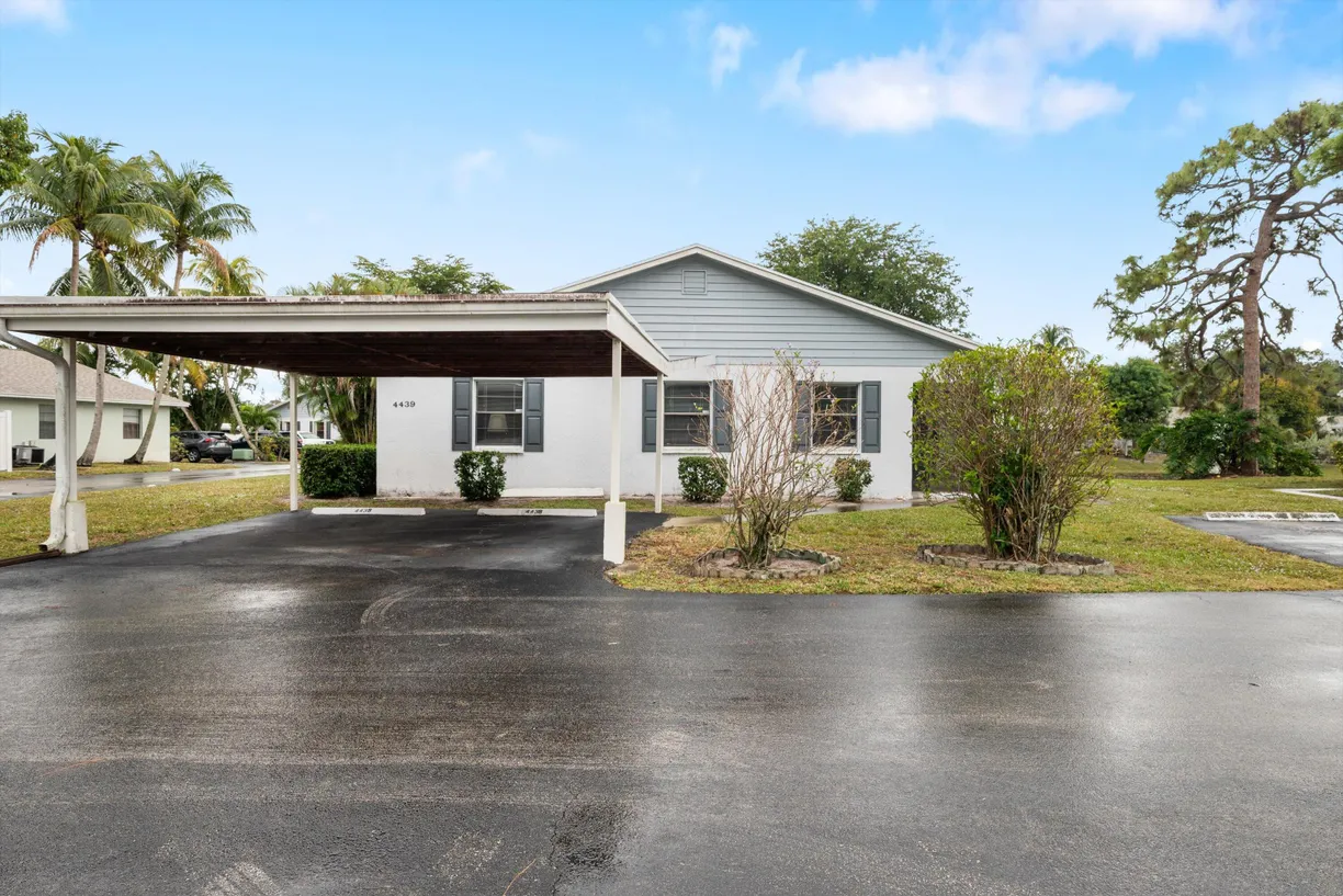 South Florida Real Estate | View 4439 Walden Circle | Listing