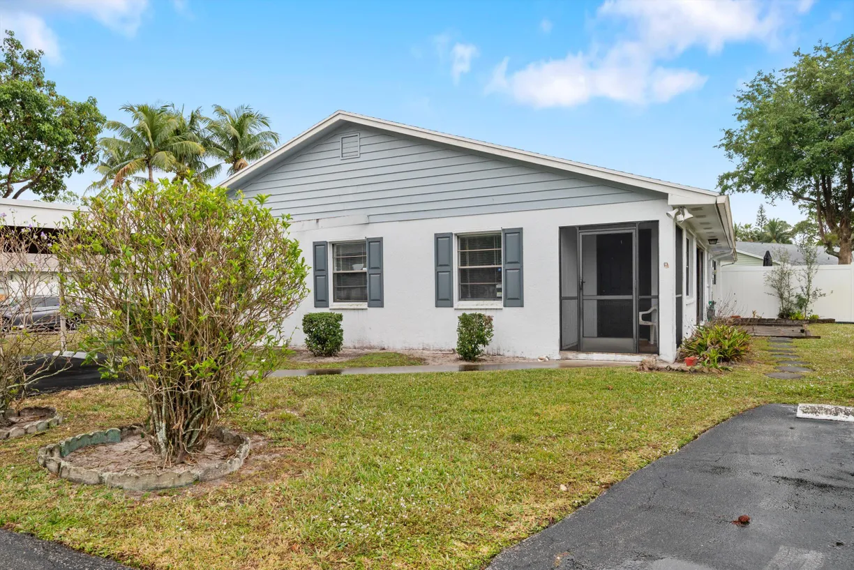 South Florida Real Estate | View 4439 Walden Circle | Listing