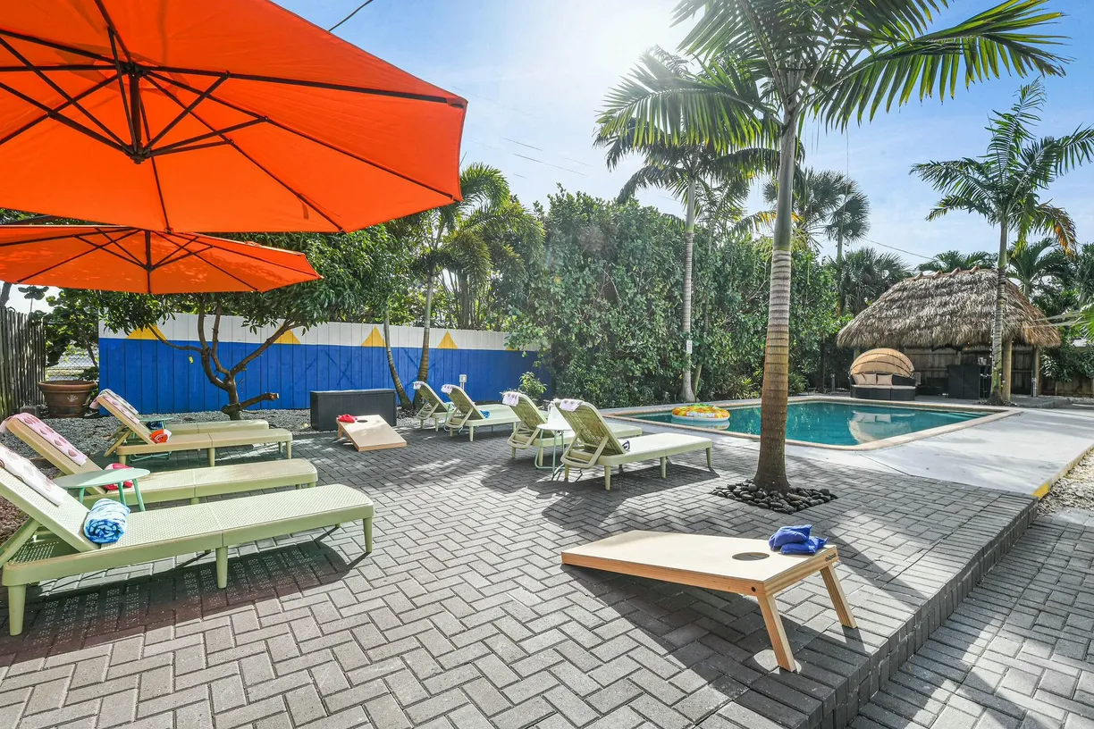 South Florida Real Estate | View 2508 Lake Osborne Drive | Listing