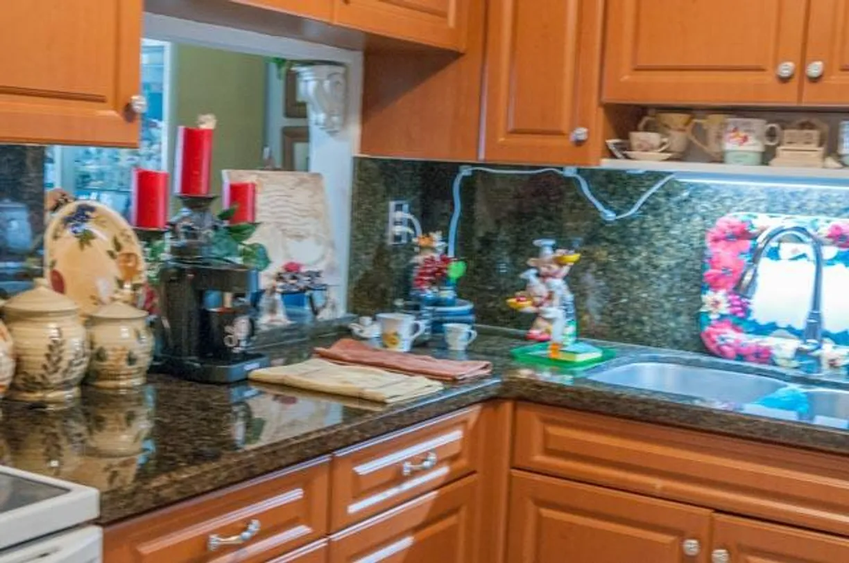 South Florida Real Estate | View 2616 N Garden Drive, 111 | 2 Beds, 1 Bath
