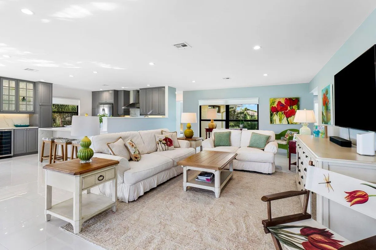 South Florida Real Estate | View 3735 Quail Ridge Drive, Bobwhite C | Listing