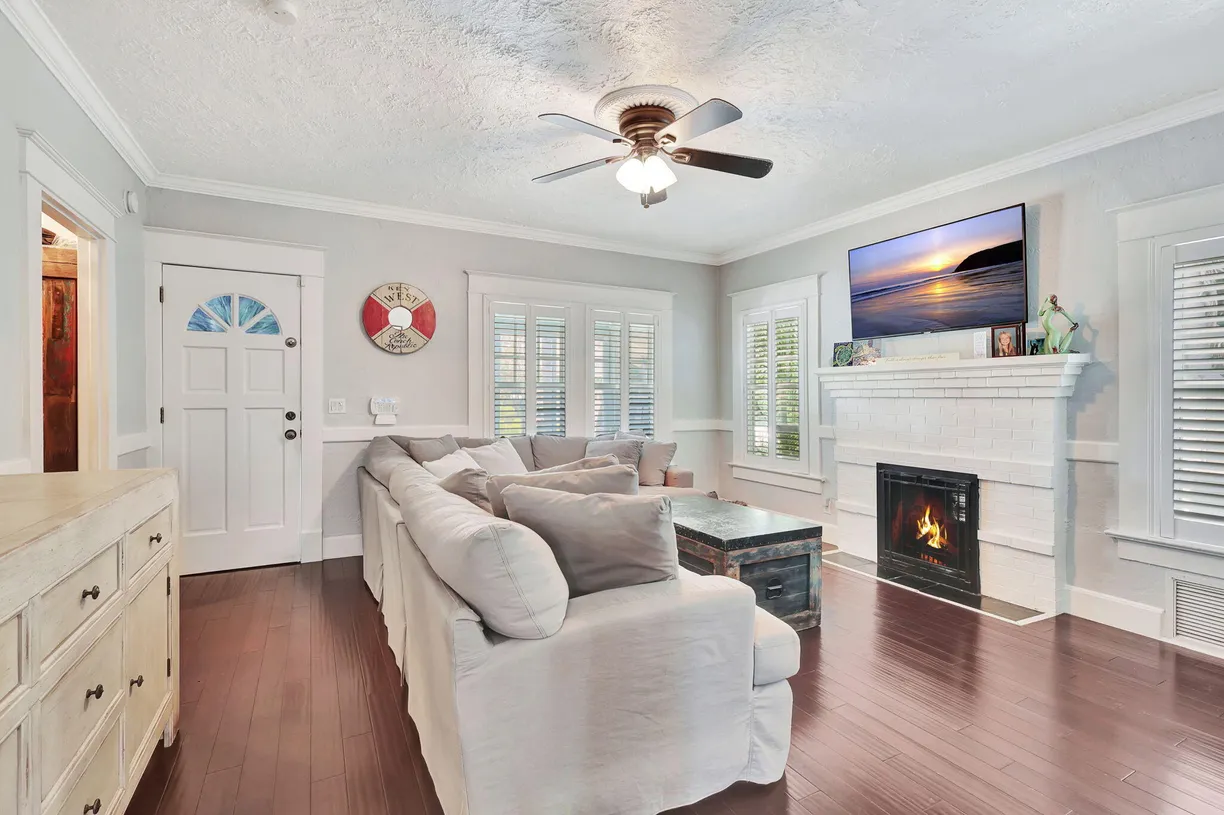 South Florida Real Estate | View 296 Vallette Way | Listing