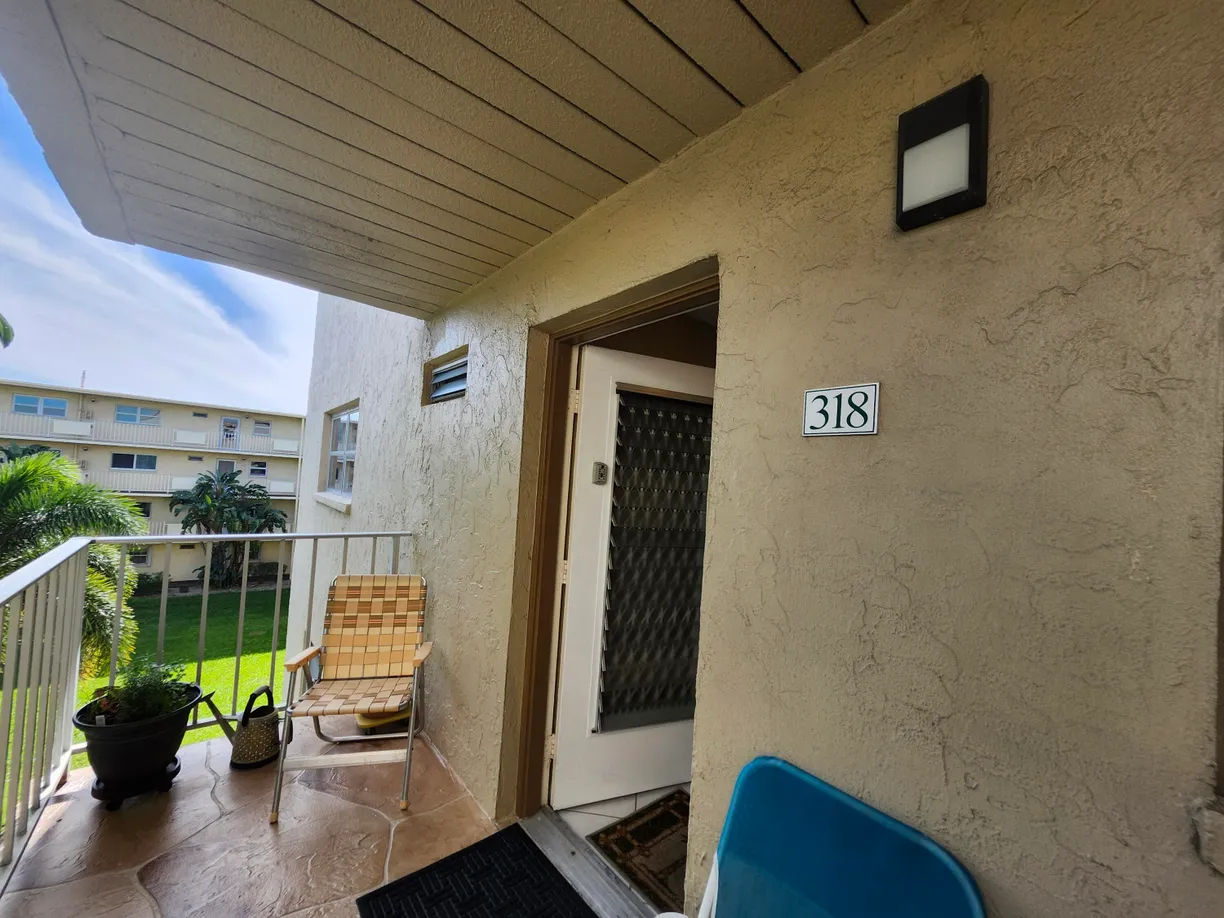 South Florida Real Estate | View 330 NE 26th Avenue, 318 | Listing
