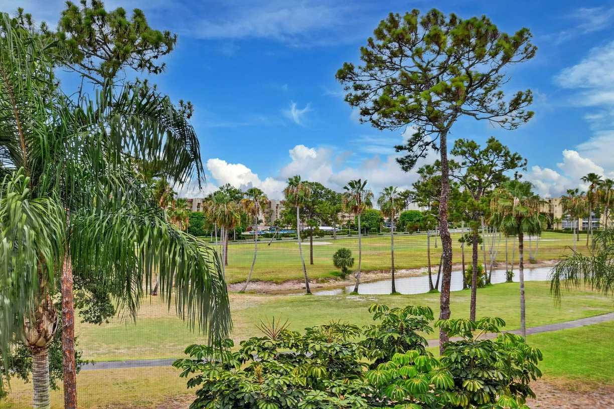 South Florida Real Estate | View 3810 Via Poinciana, 404 | Listing
