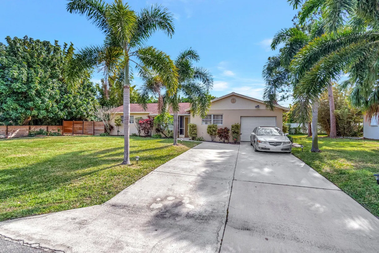 South Florida Real Estate | View 3546 Pandora Avenue | Listing