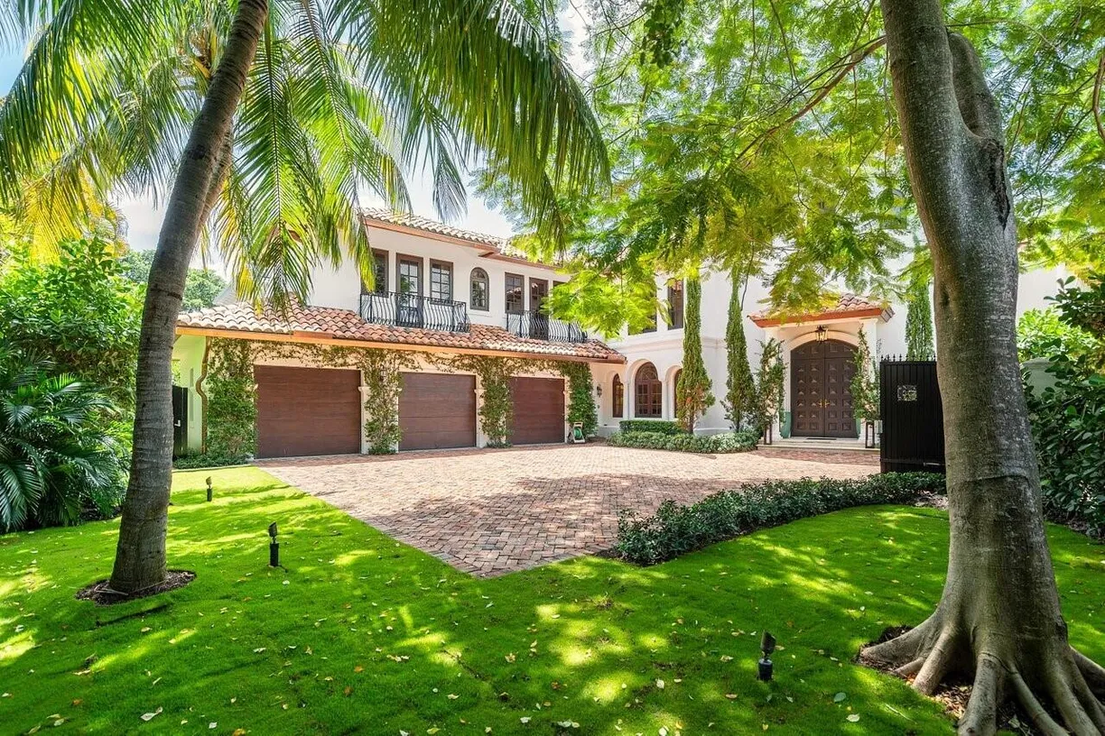 South Florida Real Estate | View 350 E Ocean Avenue | 5 Beds, 5 Baths