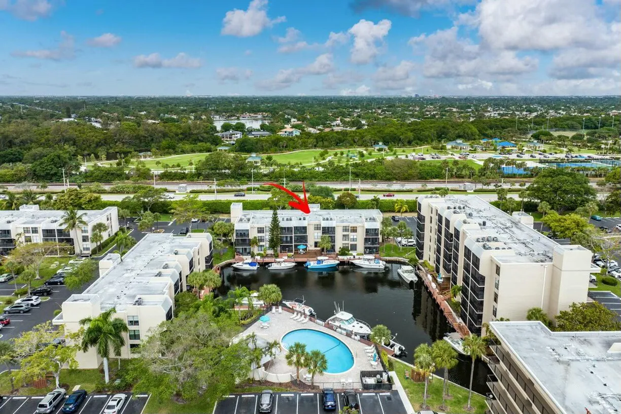 South Florida Real Estate | View 10 Royal Palm Way, Unit 202 | Listing