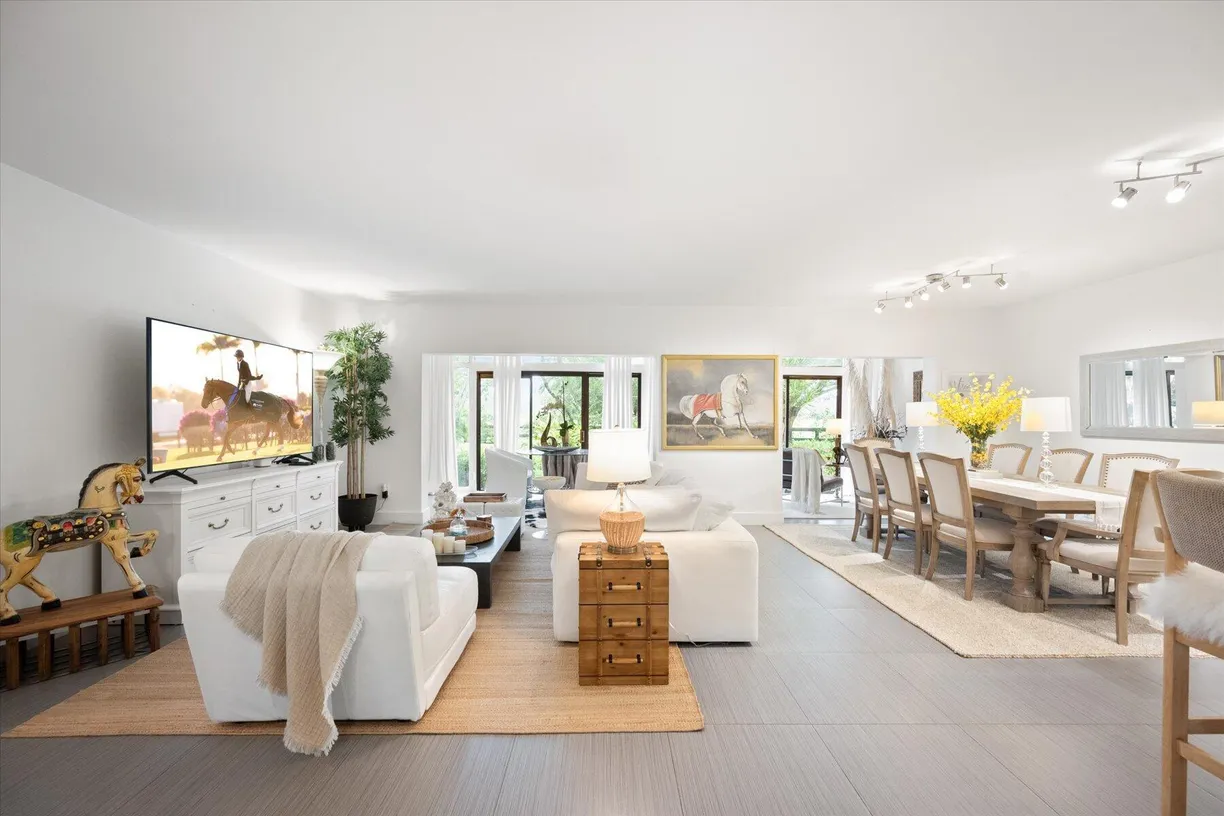 South Florida Real Estate | View 11397 Pond View Drive | 3 Beds, 3 Baths