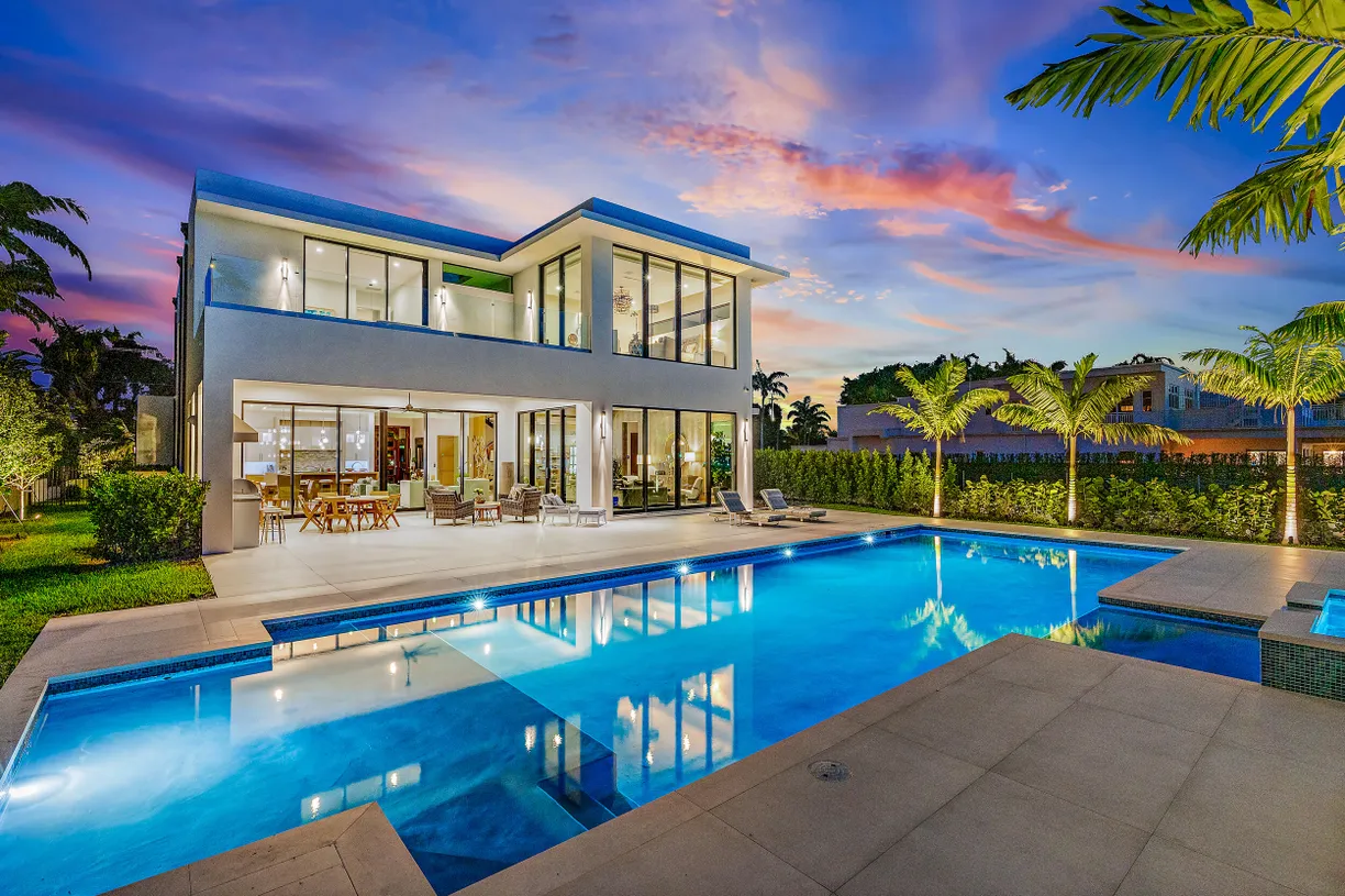 South Florida Real Estate | View 807 N Atlantic Drive | 5 Beds, 5 Baths