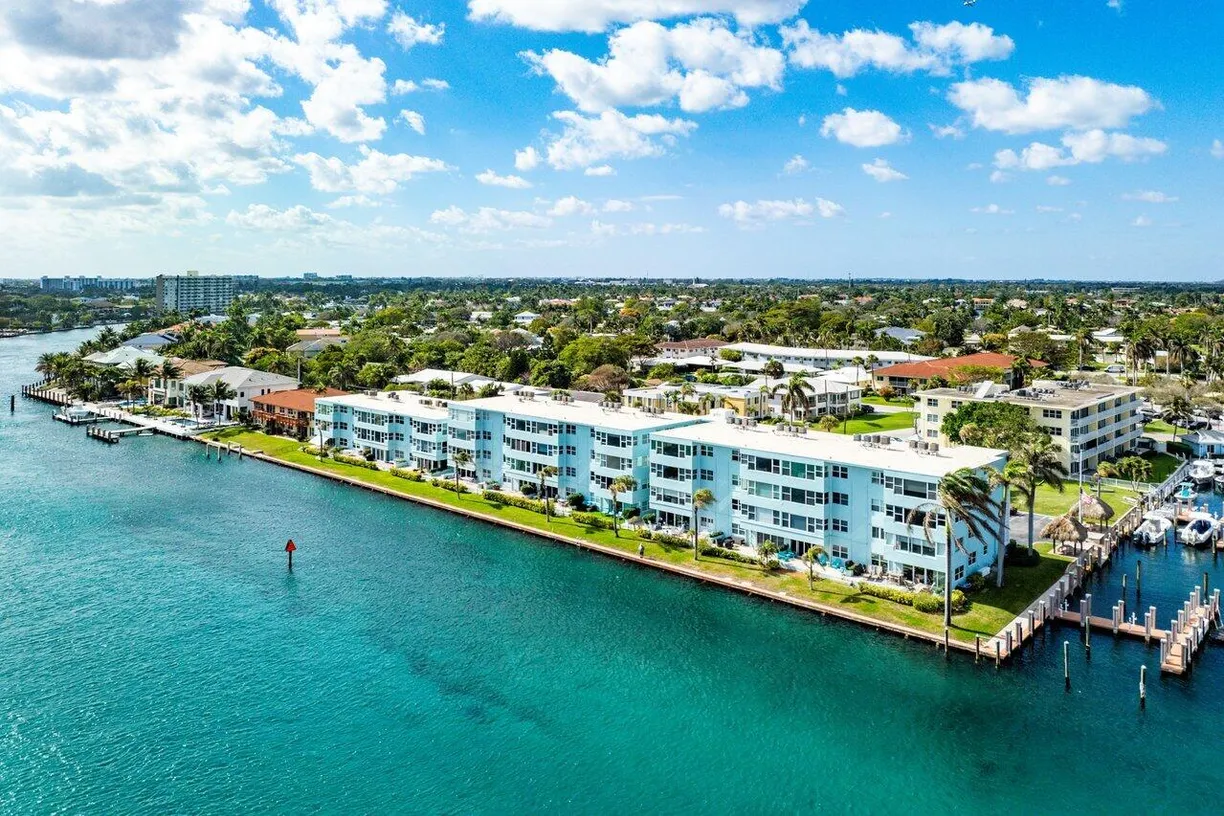 South Florida Real Estate | View 2772 NE 30th Avenue, 8c | Listing