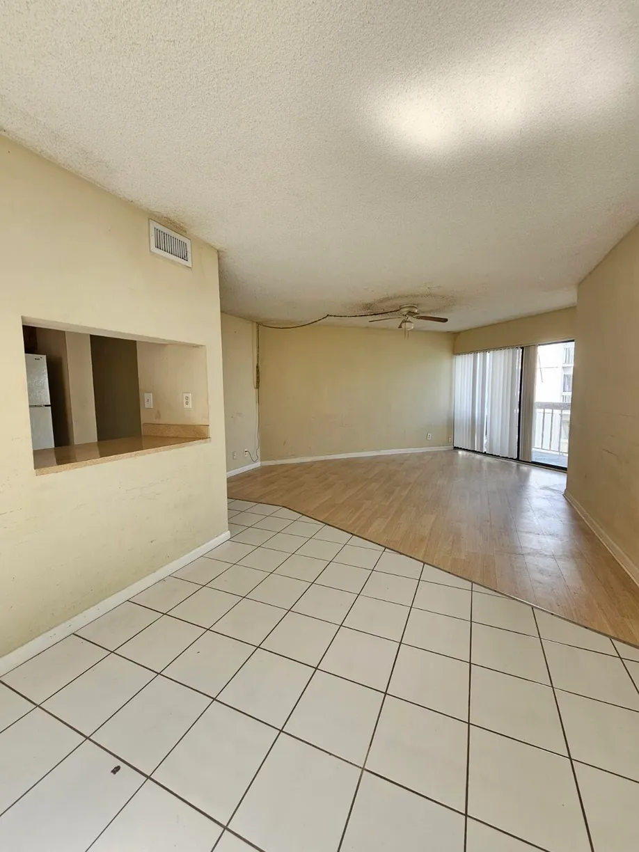 South Florida Real Estate | View 1820 N Congress Avenue, 302 | Listing