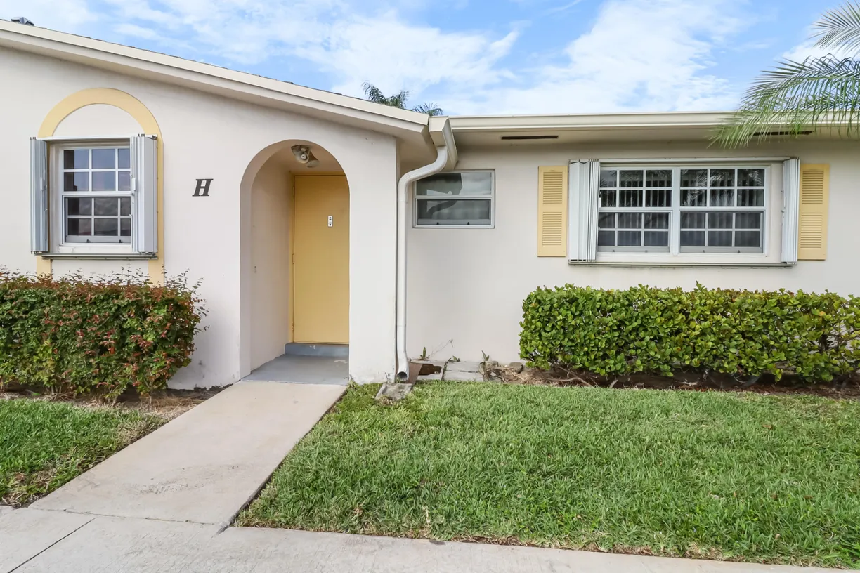 South Florida Real Estate | View 2616 Emory Drive, H | 2 Beds, 2 Baths
