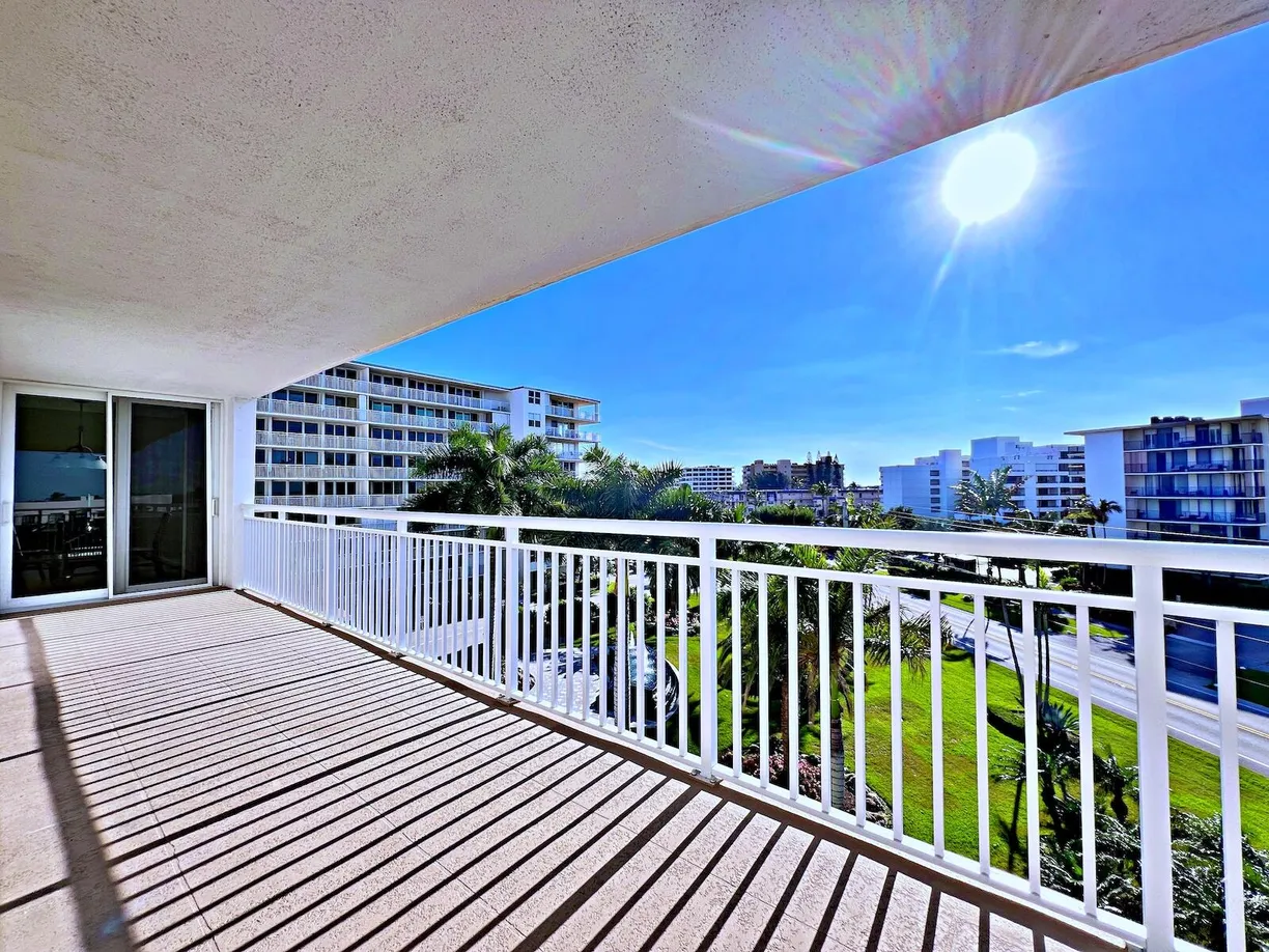 South Florida Real Estate | View 3546 S Ocean Boulevard, 519 | 2 Beds, 2 Baths