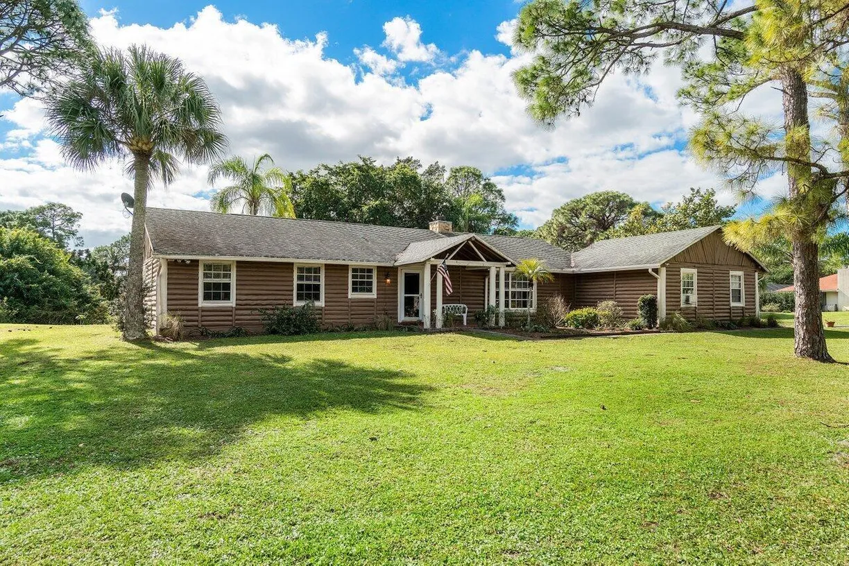 South Florida Real Estate | View 6752 146th Road | Listing