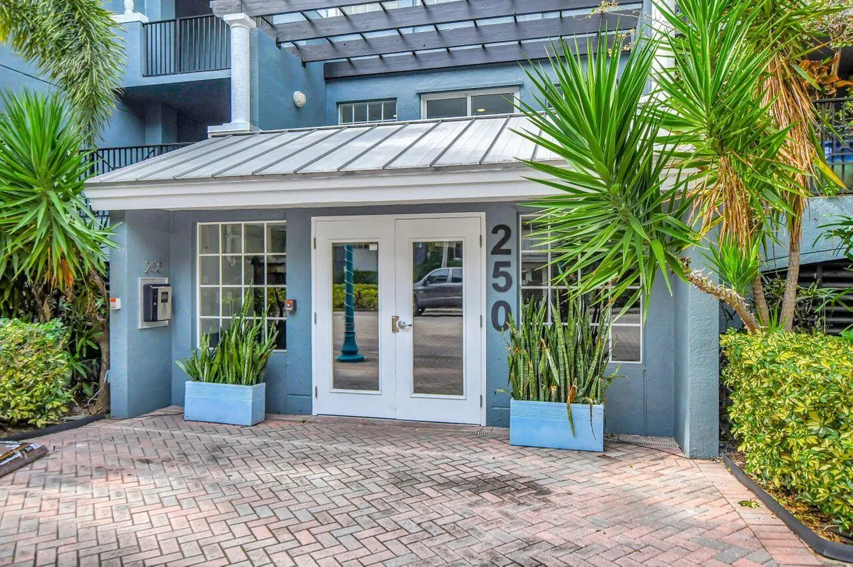 South Florida Real Estate | View 250 NE 3rd Avenue, 1408 | 2 Beds, 2 Baths
