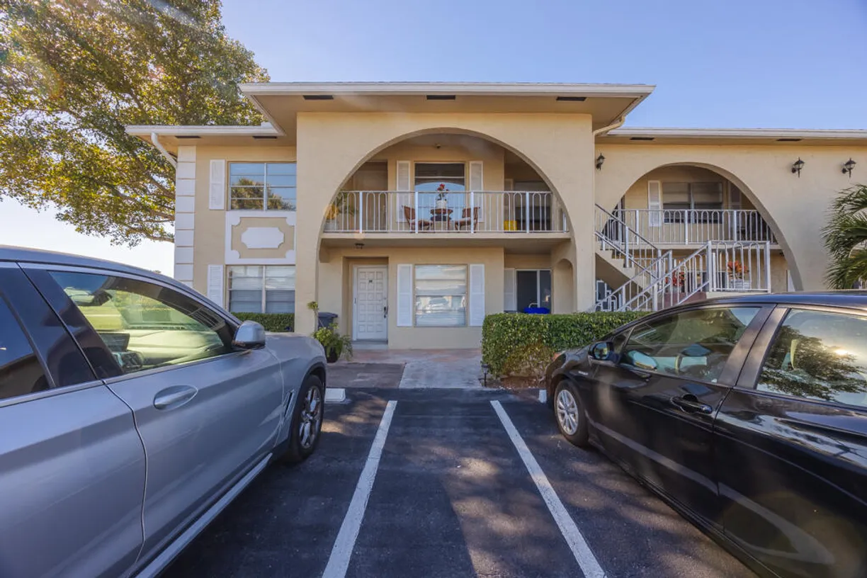 South Florida Real Estate | View 13578 Via Flora, E | Listing