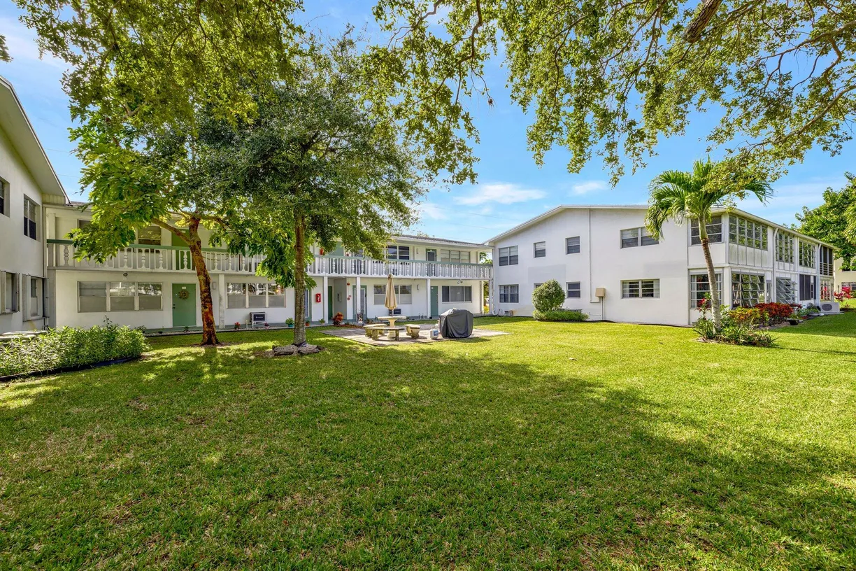 South Florida Real Estate | View 270 Newport R | Listing