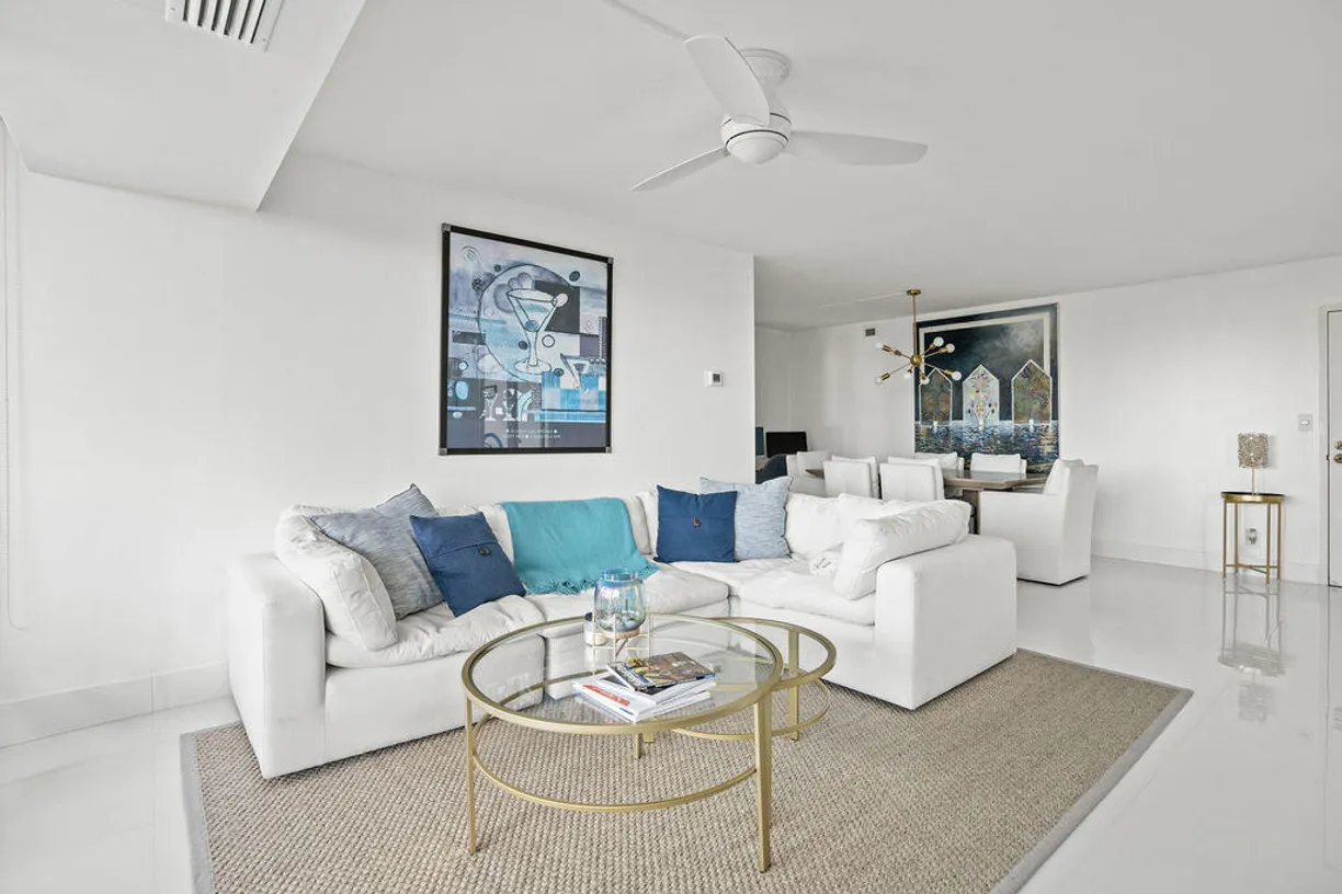 South Florida Real Estate | View 2841 N Ocean Boulevard, 607 | Listing