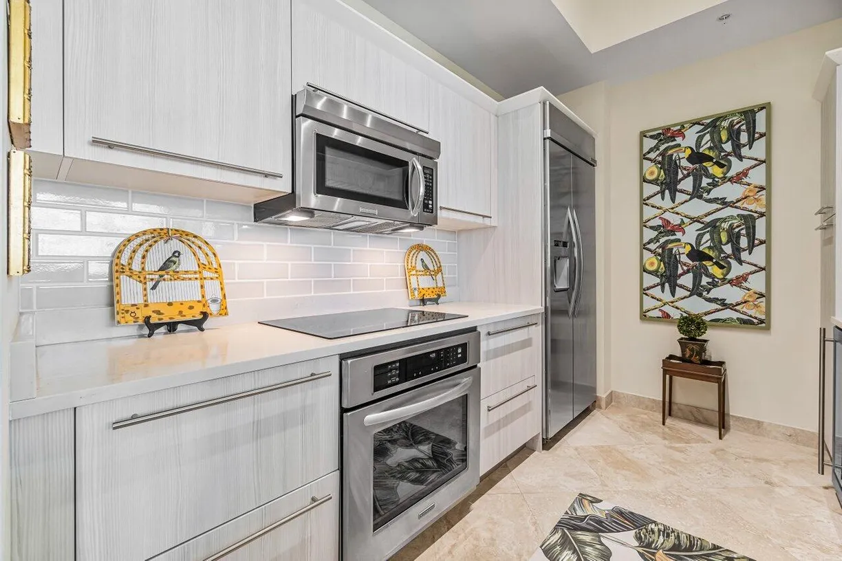 South Florida Real Estate | View 550 Okeechobee Boulevard, 908 | 2 Beds, 2 Baths