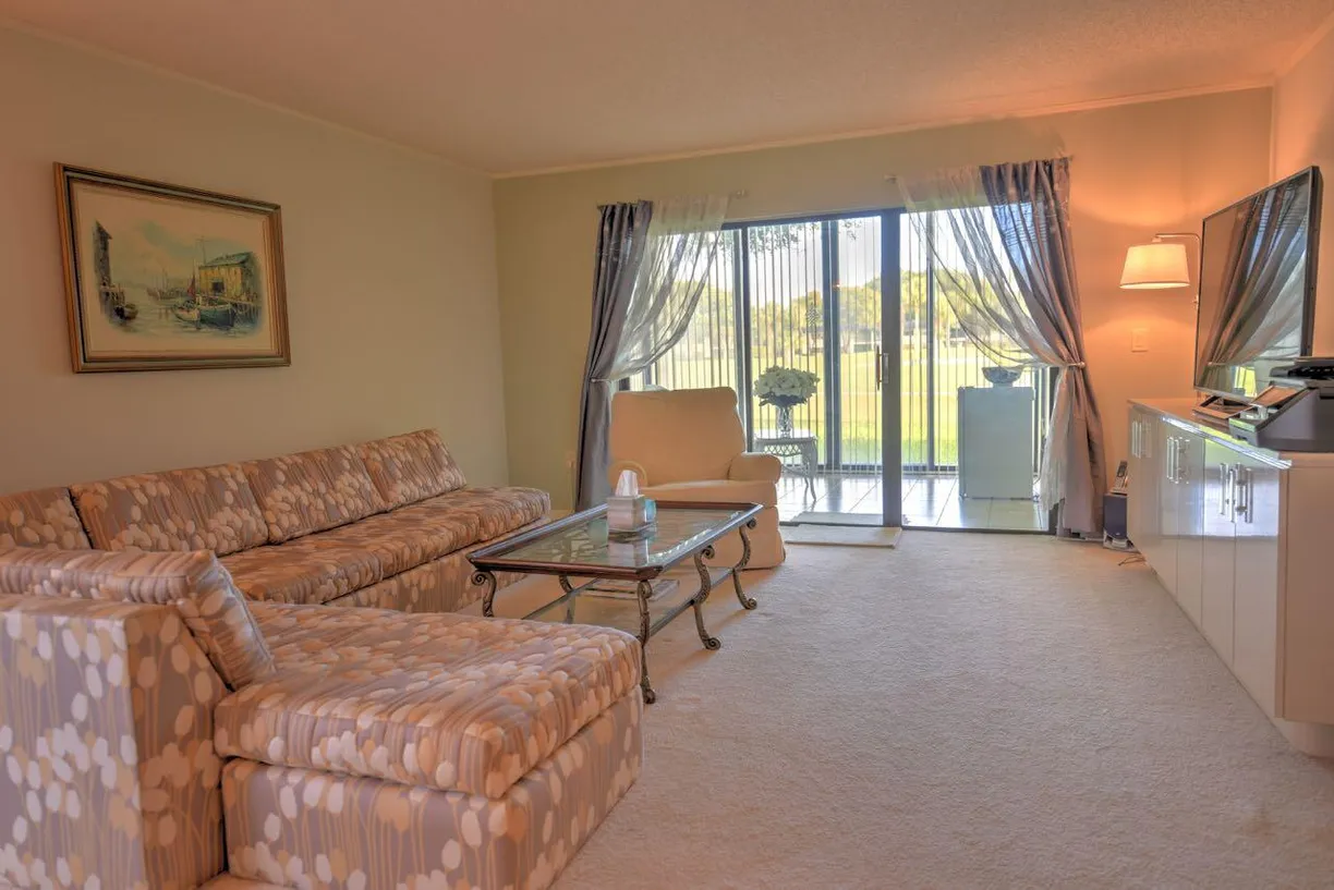 South Florida Real Estate | View 5 Stratford Drive, 5a | Listing