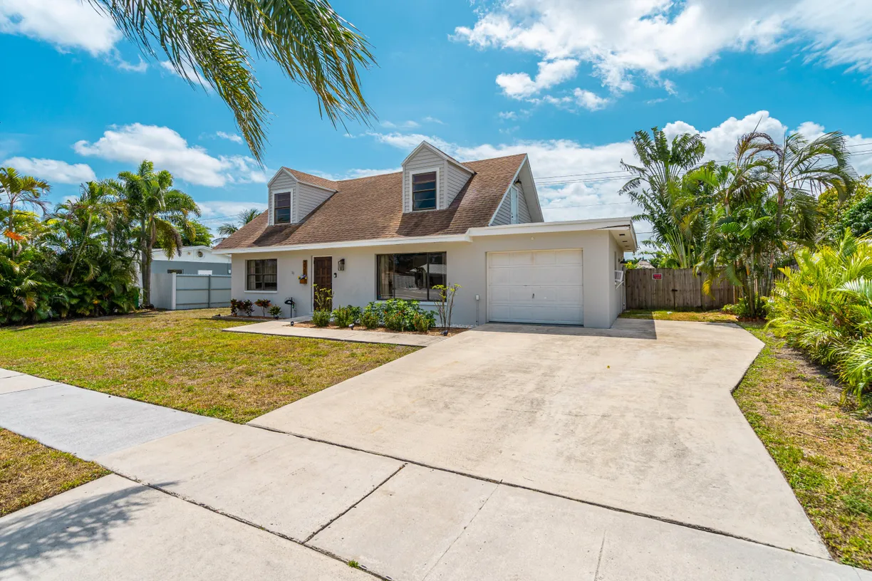 South Florida Real Estate | View 337 Cypress Lane | Listing