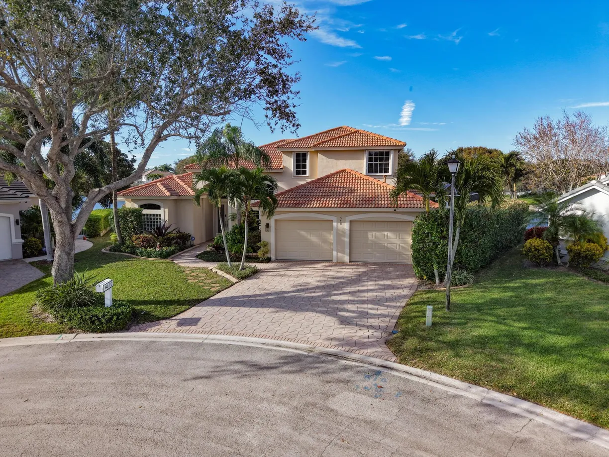 South Florida Real Estate | View 548 Robin Lane | Listing