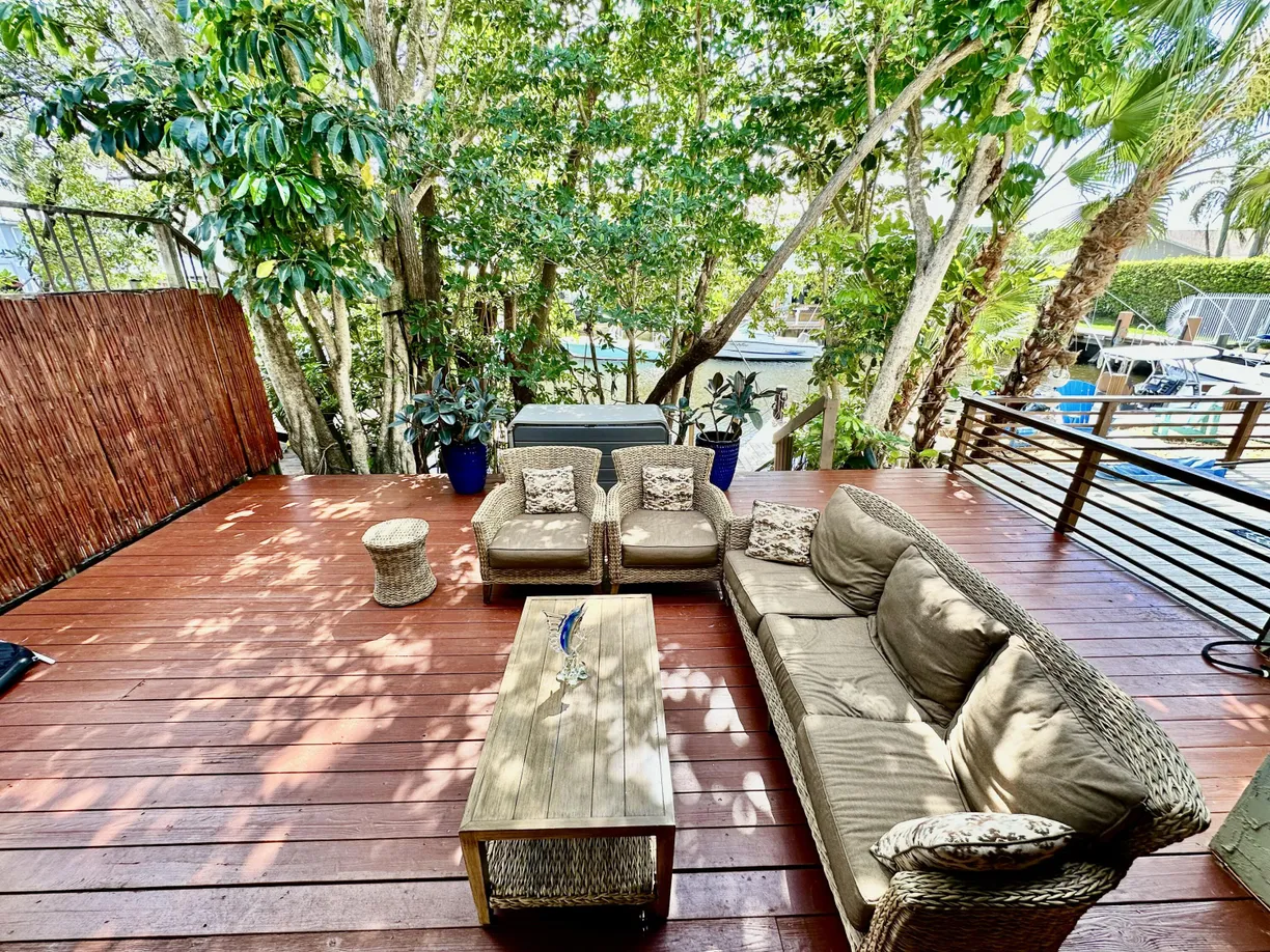 South Florida Real Estate | View 622 Mariners Way | 2 Beds, 2 Baths