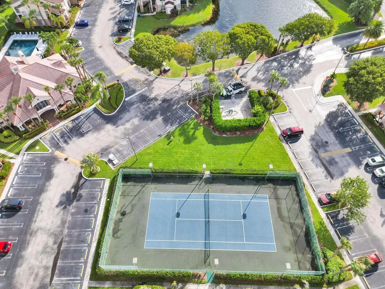 South Florida Real Estate | View 815 W Boynton Beach Boulevard, 1-205 | 2 Beds, 2 Baths