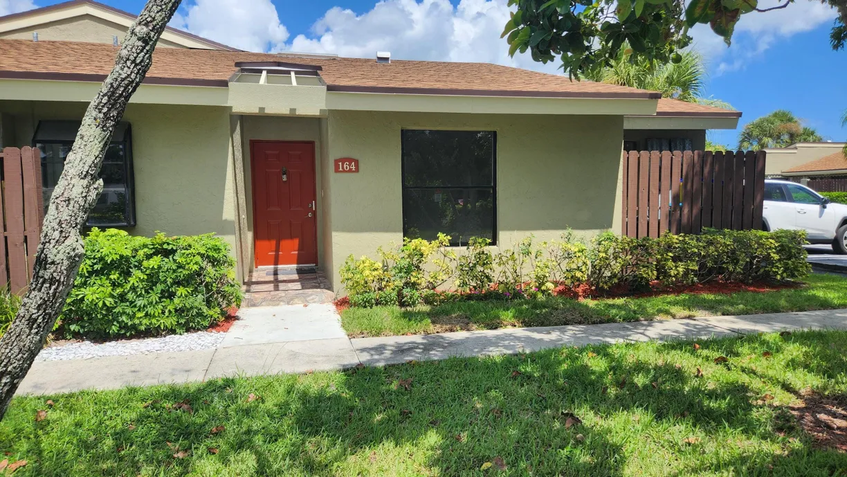 South Florida Real Estate | View 164 Meadows Drive | Listing