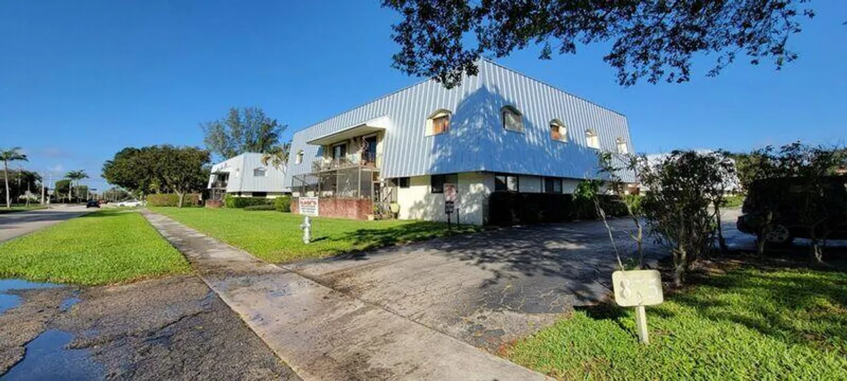 South Florida Real Estate | View 875 NW 13th Street, 322 | 1 Bed, 1 Bath