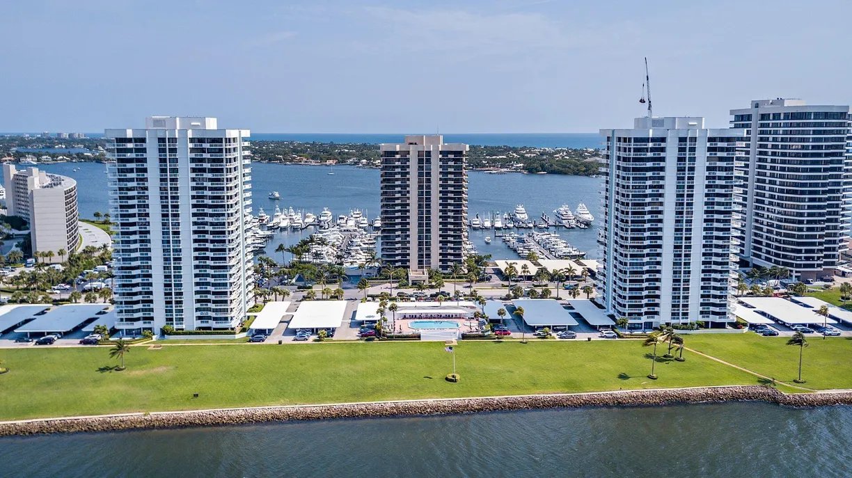 South Florida Real Estate | View 115 Lakeshore Drive, 448 | 3 Beds, 2 Baths