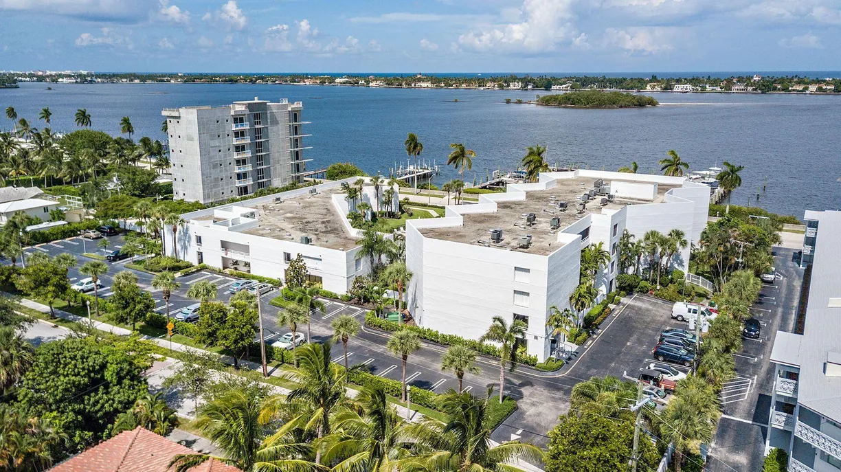 South Florida Real Estate | View 3701 S Flagler Drive, B401 | 3 Beds, 2 Baths
