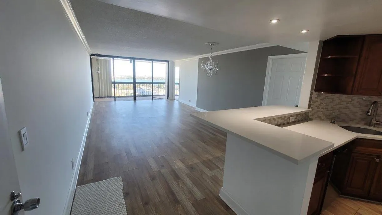 South Florida Real Estate | View 2425 Presidential Way, 1903 | 2 Beds, 2 Baths