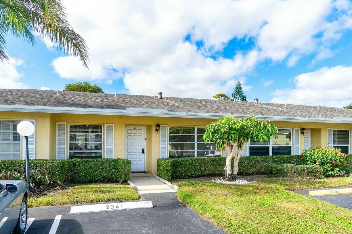 South Florida Real Estate | View 1031 Citrus Way, 102-B | 2 Beds, 1 Bath