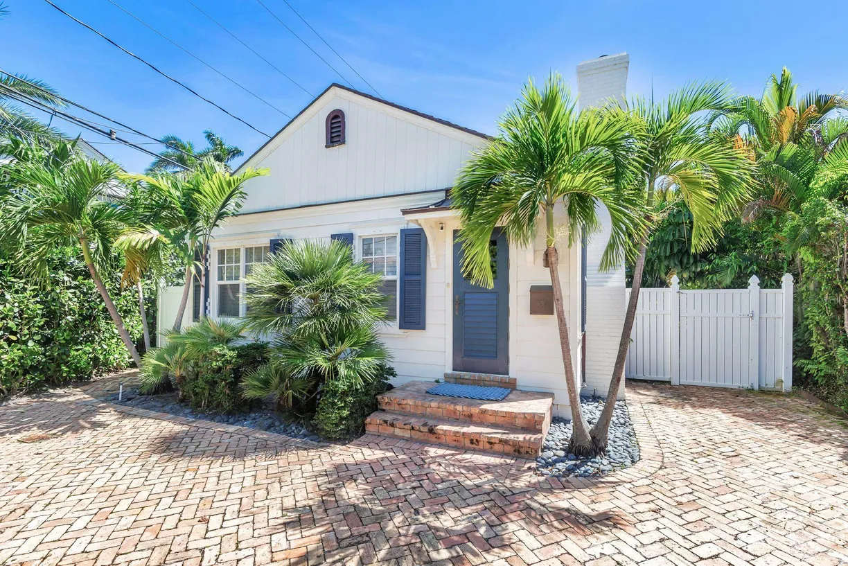 South Florida Real Estate | View 231 Cocoanut Row | Listing