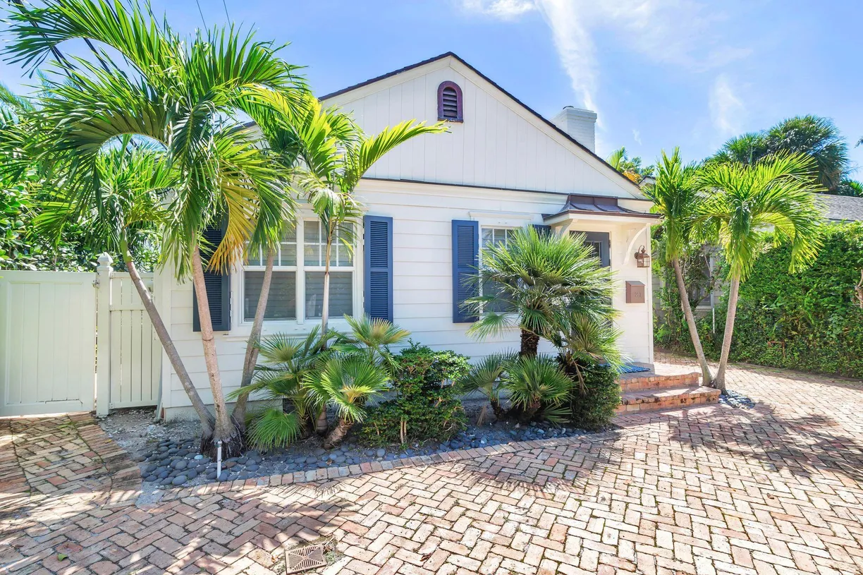 South Florida Real Estate | View 231 Cocoanut Row | Listing