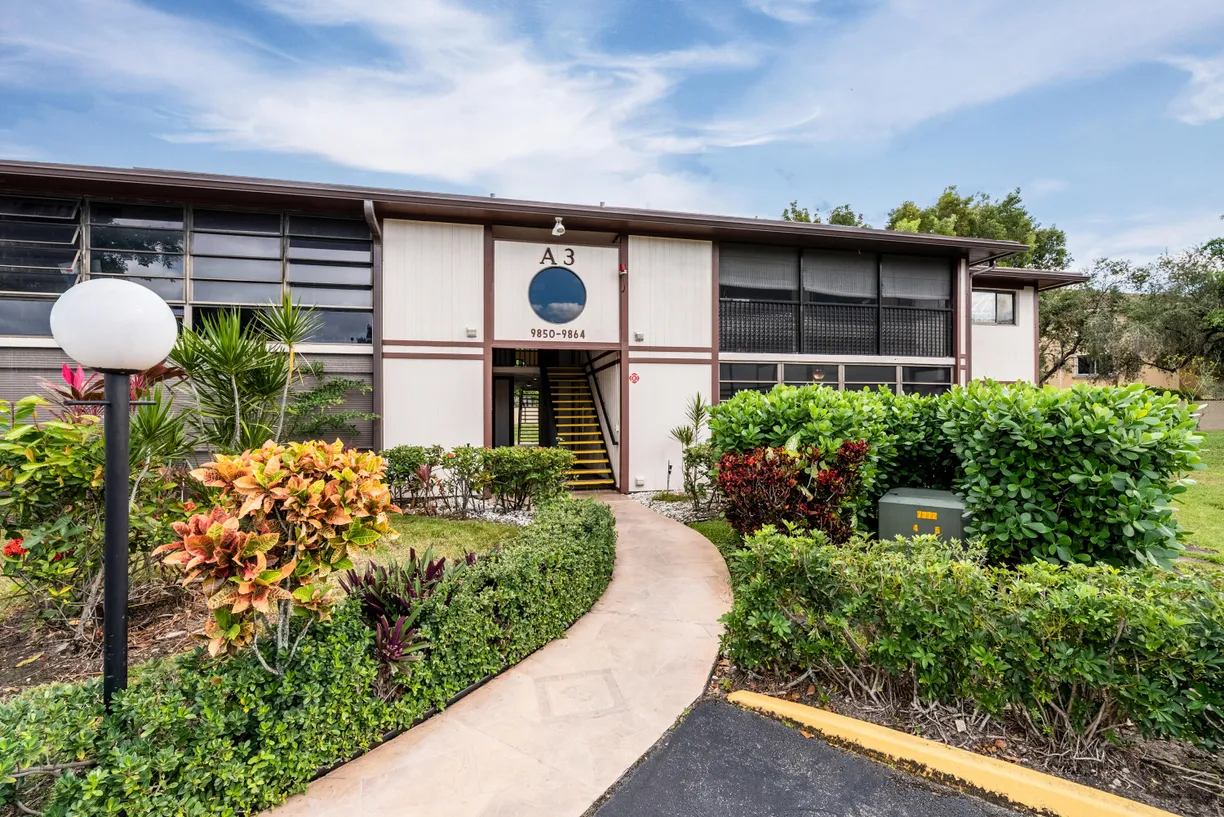 South Florida Real Estate | View 9852 S Belfort Circle, 112 | 2 Beds, 1 Bath